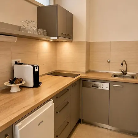 Apartment With Wifi Hvar - 25858