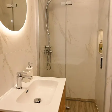 Apartment With Wifi Hvar - 25858